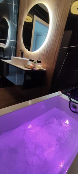 Chill Out Studio Jacuzzi & Sea Views